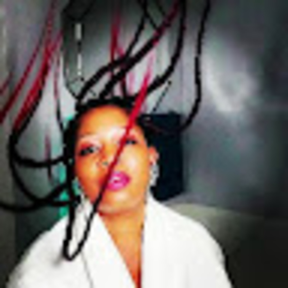 Meet your Posher, Leticia